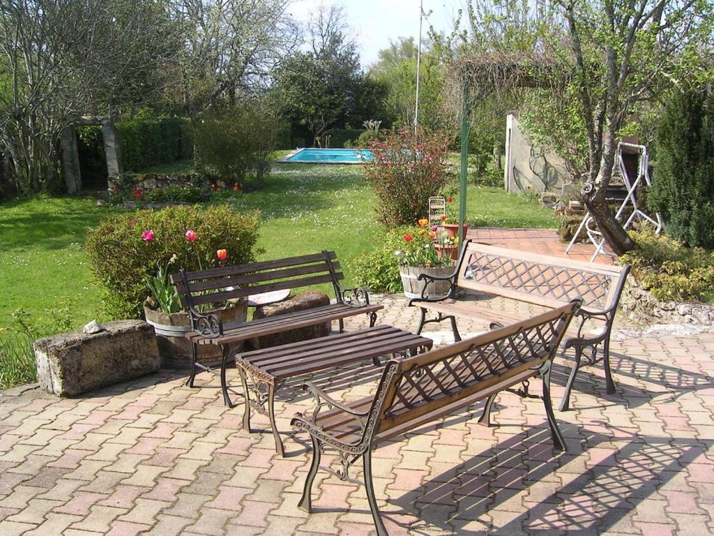 Bed and Breakfast Chez Mamie Et Papi à Puynormand Extérieur photo